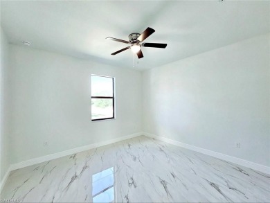 BRAND NEW SAMSUNG STAINLESS STEEL APPLIANCE package. 3 BED+DEN on River Hall Country Club in Florida - for sale on GolfHomes.com, golf home, golf lot
