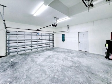BRAND NEW SAMSUNG STAINLESS STEEL APPLIANCE package. 3 BED+DEN on River Hall Country Club in Florida - for sale on GolfHomes.com, golf home, golf lot