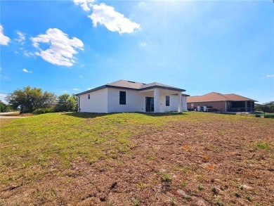 BRAND NEW SAMSUNG STAINLESS STEEL APPLIANCE package. 3 BED+DEN on River Hall Country Club in Florida - for sale on GolfHomes.com, golf home, golf lot