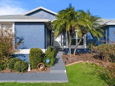 Oooh, LOOK Honey, a 3-bedroom in Sandpiper?! Pack your things on Sandpiper Golf Club in Florida - for sale on GolfHomes.com, golf home, golf lot