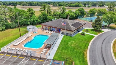 Oooh, LOOK Honey, a 3-bedroom in Sandpiper?! Pack your things on Sandpiper Golf Club in Florida - for sale on GolfHomes.com, golf home, golf lot