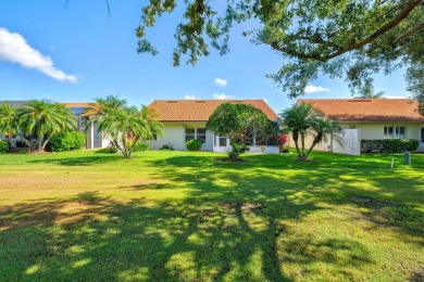 Golf lover's dream--this move-in ready home is priced to sell on Peridia Golf and Country Club in Florida - for sale on GolfHomes.com, golf home, golf lot