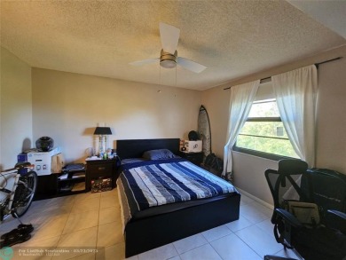 Spacious unit overlooking Golf Course. Open floor plan with on The Country Club At Boca Raton in Florida - for sale on GolfHomes.com, golf home, golf lot