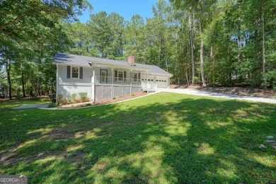 Bring your imagination to this spacious 4-bedroom, 3 Full bath on Fairfield Plantation Golf and Country Club in Georgia - for sale on GolfHomes.com, golf home, golf lot