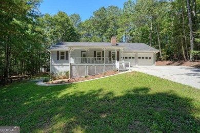 Bring your imagination to this spacious 4-bedroom, 3 Full bath on Fairfield Plantation Golf and Country Club in Georgia - for sale on GolfHomes.com, golf home, golf lot
