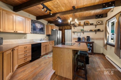 Gorgeous rustic cabin in the pines with lots of room and amazing on Terrace Lakes Golf Resort in Idaho - for sale on GolfHomes.com, golf home, golf lot