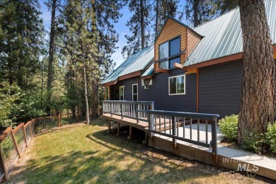 Gorgeous rustic cabin in the pines with lots of room and amazing on Terrace Lakes Golf Resort in Idaho - for sale on GolfHomes.com, golf home, golf lot