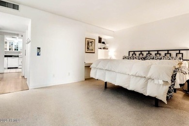 On the ARIZONA BILTMORE LINKS GOLF COURSE a relaxed PEDESTRIAN on Arizona Biltmore Golf and Country Club in Arizona - for sale on GolfHomes.com, golf home, golf lot