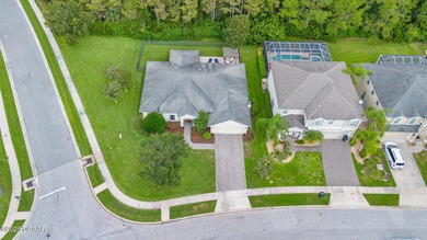 Welcome to this beautifully maintained 4-bedroom, 2-bathroom on The Golf Club At Cypress Head in Florida - for sale on GolfHomes.com, golf home, golf lot
