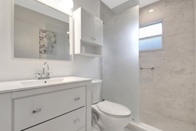 LIVE THE LIFE OF LUXURY IN KINGS POINT. STUNNING UPGRADES on Kings Point Golf -Flanders Way in Florida - for sale on GolfHomes.com, golf home, golf lot