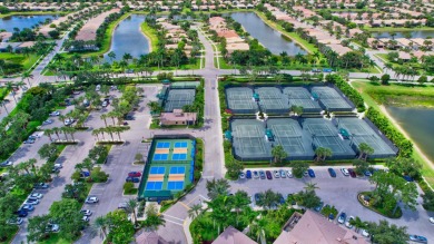 LIVE THE LIFE OF LUXURY IN KINGS POINT. STUNNING UPGRADES on Kings Point Golf -Flanders Way in Florida - for sale on GolfHomes.com, golf home, golf lot
