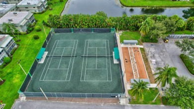 LIVE THE LIFE OF LUXURY IN KINGS POINT. STUNNING UPGRADES on Kings Point Golf -Flanders Way in Florida - for sale on GolfHomes.com, golf home, golf lot