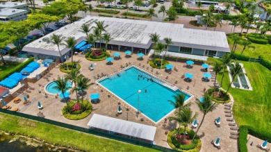 LIVE THE LIFE OF LUXURY IN KINGS POINT. STUNNING UPGRADES on Kings Point Golf -Flanders Way in Florida - for sale on GolfHomes.com, golf home, golf lot