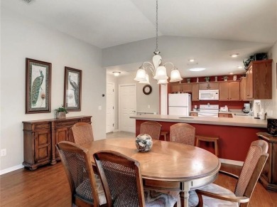 Immaculate 2 bedroom, 2 bath STUCCO BUNGALOW VILLA in Bartow on Pennbrooke Fairways in Florida - for sale on GolfHomes.com, golf home, golf lot
