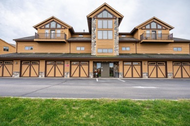 Spacious & Fully Furnished Condo in Northern Bay! This 4-bedroom on Northern Bay Golf Resort and Marina in Wisconsin - for sale on GolfHomes.com, golf home, golf lot