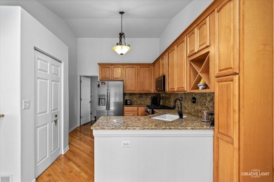 Beautiful and very well cared for and maintained RANCH in the on Orchard Valley Golf Course in Illinois - for sale on GolfHomes.com, golf home, golf lot