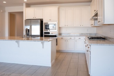 Beautiful single story home in guard-gated Rhodes Ranch golf on Rhodes Ranch Golf Club in Nevada - for sale on GolfHomes.com, golf home, golf lot