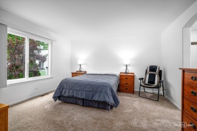 Beautiful and very well cared for and maintained RANCH in the on Orchard Valley Golf Course in Illinois - for sale on GolfHomes.com, golf home, golf lot