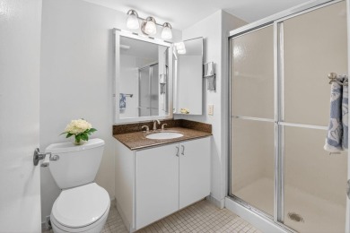 Escape to this delightful 2-bedroom, 2-bath condo. A  perfect on Hunters Run Golf and Country Club in Florida - for sale on GolfHomes.com, golf home, golf lot