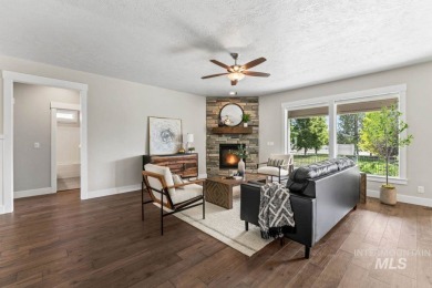 Welcome to this beautifully maintained 4 bedroom, 3 bath home on Hunters Point Golf Club in Idaho - for sale on GolfHomes.com, golf home, golf lot