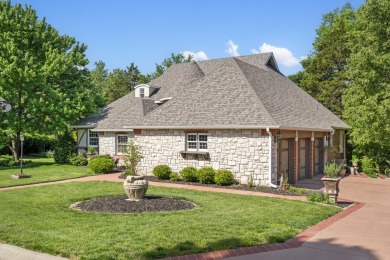 Stunning one-level home on the 18th fairway of Fremont Hills on Fremont Hills Country Club in Missouri - for sale on GolfHomes.com, golf home, golf lot