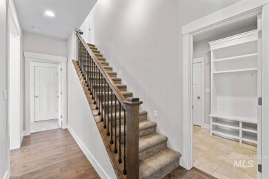 Welcome to this beautifully maintained 4 bedroom, 3 bath home on Hunters Point Golf Club in Idaho - for sale on GolfHomes.com, golf home, golf lot