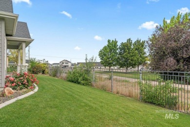 Welcome to this beautifully maintained 4 bedroom, 3 bath home on Hunters Point Golf Club in Idaho - for sale on GolfHomes.com, golf home, golf lot