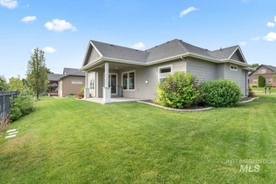 Welcome to this beautifully maintained 4 bedroom, 3 bath home on Hunters Point Golf Club in Idaho - for sale on GolfHomes.com, golf home, golf lot