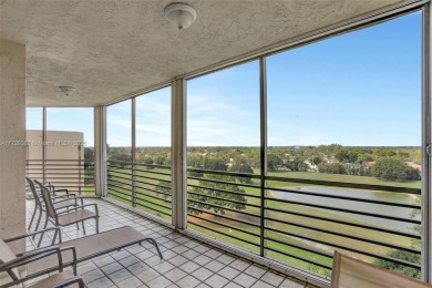 Stunning 3/2/1 Renovated Condo on Golf Course - 55+ Community on Inverrary Country Club in Florida - for sale on GolfHomes.com, golf home, golf lot