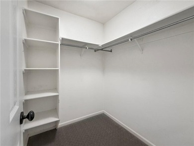 Fantastic opportunity for a luxurious, low-maintenance living in on Pinnacle Country Club in Arkansas - for sale on GolfHomes.com, golf home, golf lot