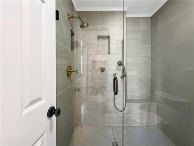 Fantastic opportunity for a luxurious, low-maintenance living in on Pinnacle Country Club in Arkansas - for sale on GolfHomes.com, golf home, golf lot