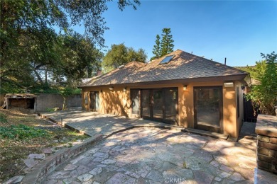 Welcome to this charming single-story traditional home located on Scholl Canyon Golf Course in California - for sale on GolfHomes.com, golf home, golf lot