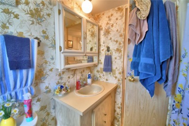 One or more photo(s) has been virtually staged. WHAT A WONDERFUL on Southern Dunes Golf and Country Club in Florida - for sale on GolfHomes.com, golf home, golf lot