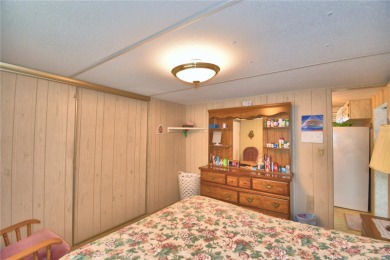 One or more photo(s) has been virtually staged. WHAT A WONDERFUL on Southern Dunes Golf and Country Club in Florida - for sale on GolfHomes.com, golf home, golf lot