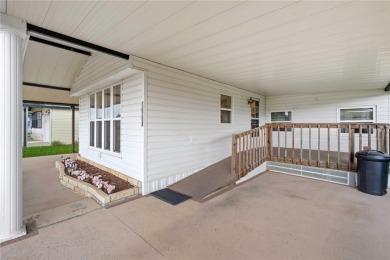 Welcome to sunny Florida! Whether you're looking for a seasonal on Betmar Acres Golf Club in Florida - for sale on GolfHomes.com, golf home, golf lot
