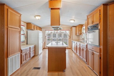 Welcome to sunny Florida! Whether you're looking for a seasonal on Betmar Acres Golf Club in Florida - for sale on GolfHomes.com, golf home, golf lot