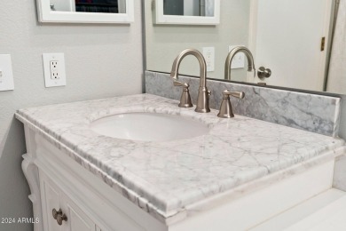 This beautifully designed 2 bed, 2.5 bath condo offers a on Gainey Ranch Golf Club in Arizona - for sale on GolfHomes.com, golf home, golf lot