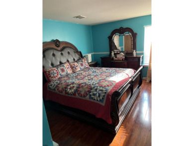 Welcome to 7 Golf Dr - A Charming Split-Level Home in a Prime on Mays Landing Golf and Country Club in New Jersey - for sale on GolfHomes.com, golf home, golf lot
