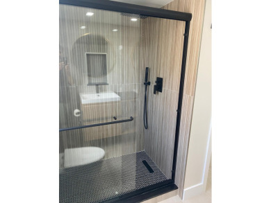 Fully remodeled corner 3BR/2BA condo bathed in natural light on Palm-Aire Country Club and Resort - The Oaks in Florida - for sale on GolfHomes.com, golf home, golf lot