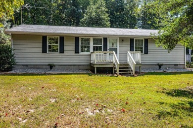 Welcome to this charming 3-bedroom, 2-bath home located next to on Piankatank River Golf Club in Virginia - for sale on GolfHomes.com, golf home, golf lot