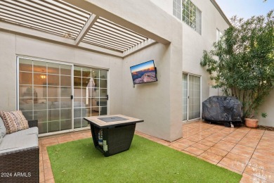 This beautifully designed 2 bed, 2.5 bath condo offers a on Gainey Ranch Golf Club in Arizona - for sale on GolfHomes.com, golf home, golf lot