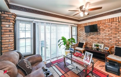 Welcome to this charming 3-bedroom, 2-bathroom ranch-style home on Huntington Park Golf Course in Louisiana - for sale on GolfHomes.com, golf home, golf lot