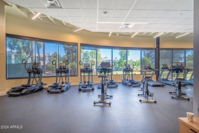 This beautifully designed 2 bed, 2.5 bath condo offers a on Gainey Ranch Golf Club in Arizona - for sale on GolfHomes.com, golf home, golf lot