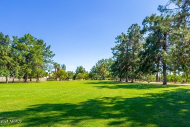 This beautifully designed 2 bed, 2.5 bath condo offers a on Gainey Ranch Golf Club in Arizona - for sale on GolfHomes.com, golf home, golf lot