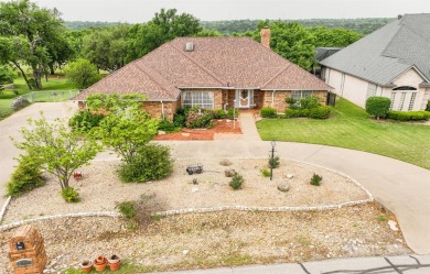 UNBEATABLE PRICE for this 3-2-2 (with golf cart space) golf on Pecan Plantation Country Club in Texas - for sale on GolfHomes.com, golf home, golf lot
