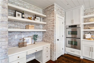 WOW!  EXCEPTIONAL CONDO LOCATED RIGHT IN THE HEART OF VICKERY on Polo Golf and Country Club in Georgia - for sale on GolfHomes.com, golf home, golf lot