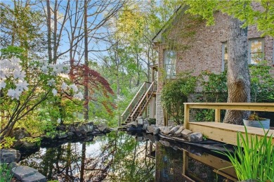 Luxury Living in Chestatee Lake  Golf Community
5 Bedrooms | 4.5 on Chestatee Golf Club in Georgia - for sale on GolfHomes.com, golf home, golf lot