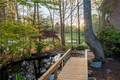 Luxury Living in Chestatee Lake  Golf Community
5 Bedrooms | 4.5 on Chestatee Golf Club in Georgia - for sale on GolfHomes.com, golf home, golf lot