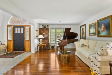 Beautiful 5 bed / 3 bath home on one of the most coveted streets on Lincolnshire Fields Country Club in Illinois - for sale on GolfHomes.com, golf home, golf lot