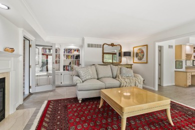 Beautiful 5 bed / 3 bath home on one of the most coveted streets on Lincolnshire Fields Country Club in Illinois - for sale on GolfHomes.com, golf home, golf lot